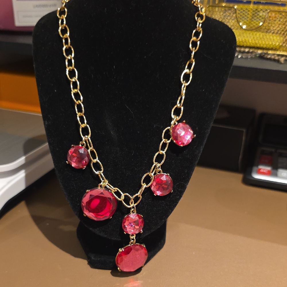 Gold-Tone Chain Necklace with Vibrant Pink Gem Drops